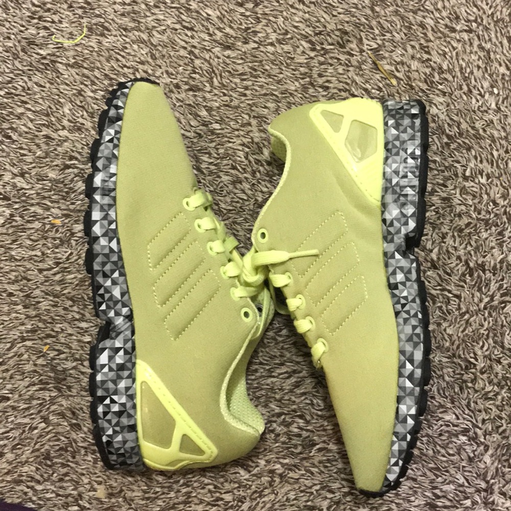 YELLOW/ HIGHLIGHTER ADIDAS SNEAKERS